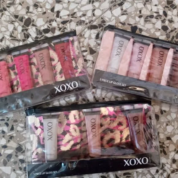 Lipgloss bundle of 5 glosses - Picture 5 of 5